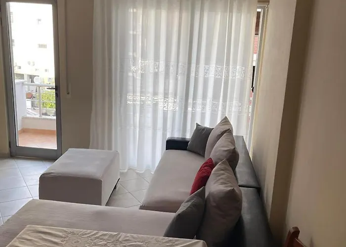 Apartamento 1bedroom In - Close To Scanderbeg Square